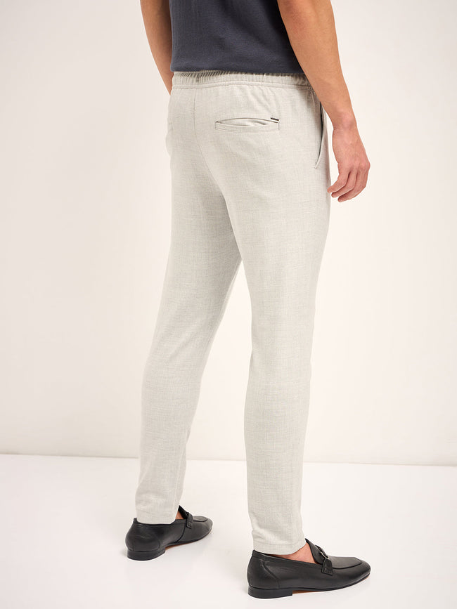 Men Grey Solid 4 Way Stretch Formal Trouser