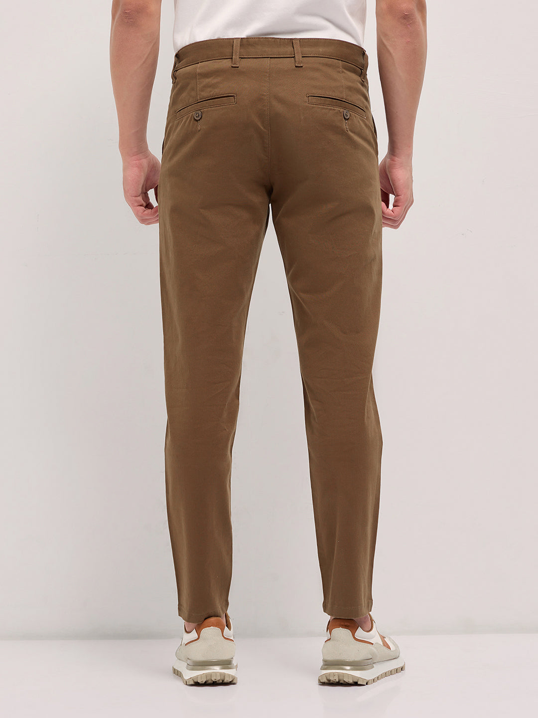 Men Brown Solid Slim Fit Casual Chino Trouser