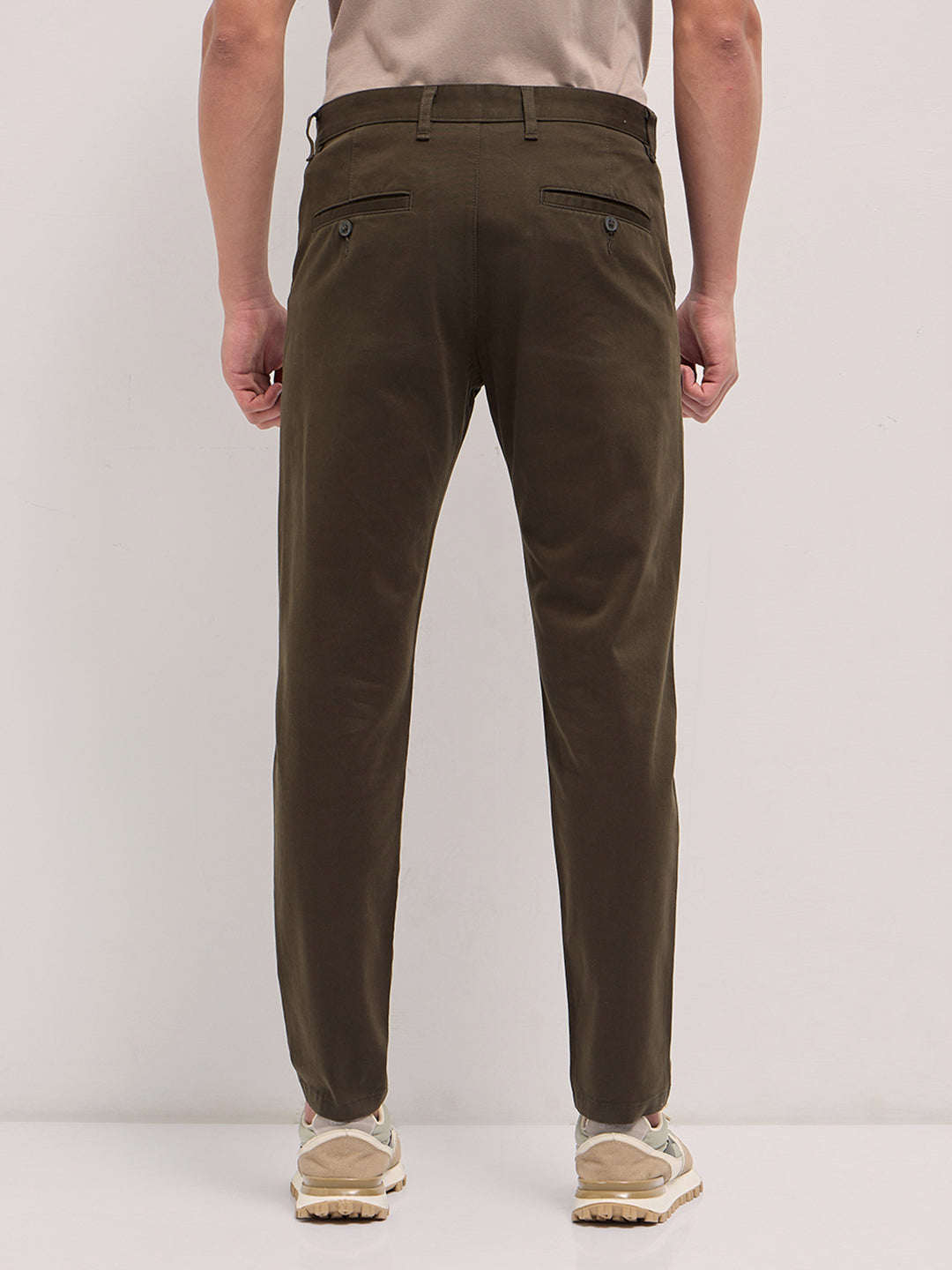 Men Olive Solid Slim Fit Casual Chino Trouser