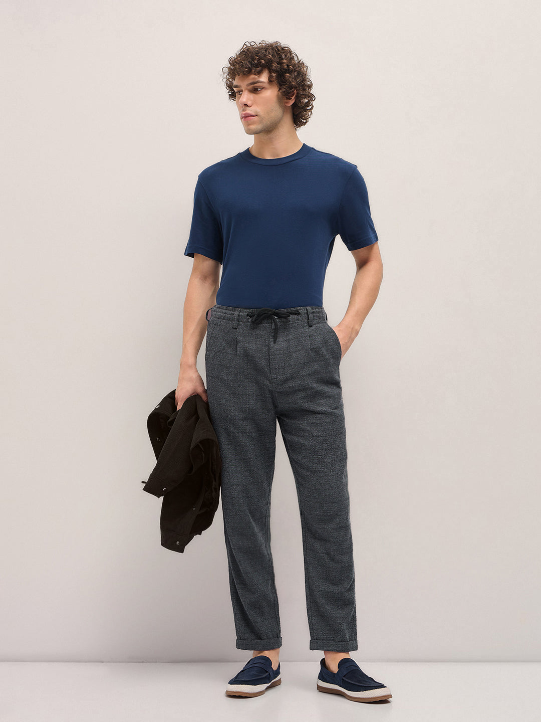 Men Grey Self Design Tapered Fit Elasticated Waist Casual Trouser