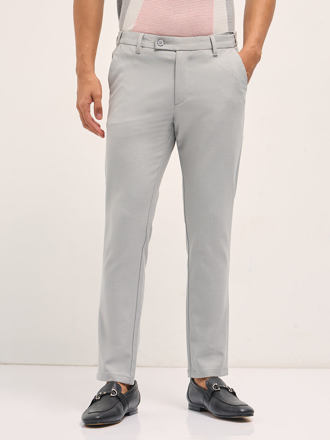 Men Grey Textured Polyester Blend Slim Fit Formal Trousers