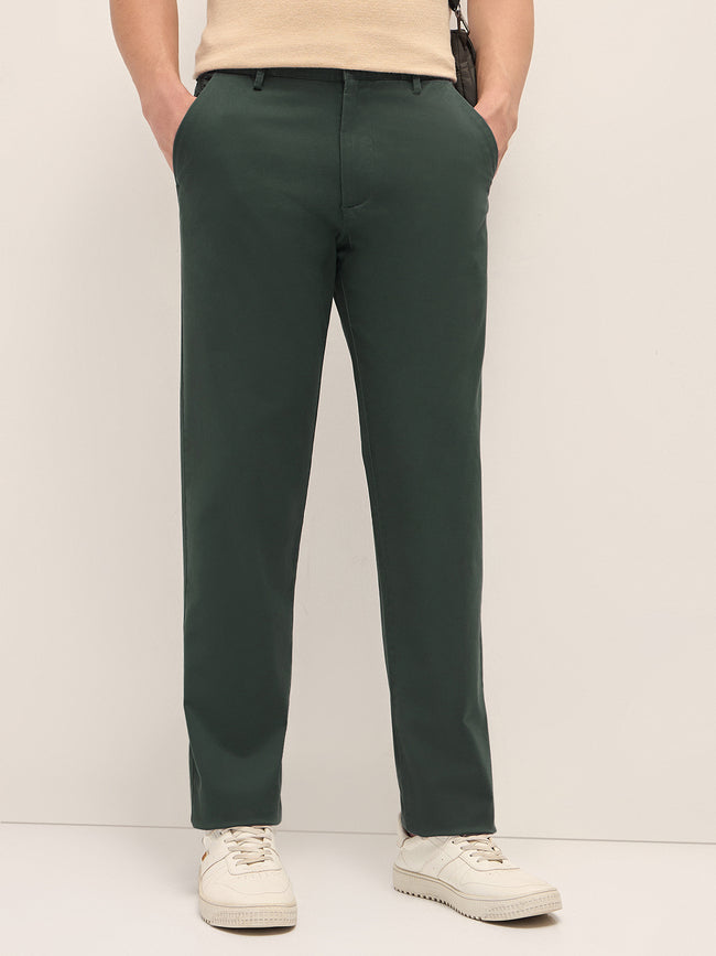 Men Solid Cotton Smart Fit Casual Trouser