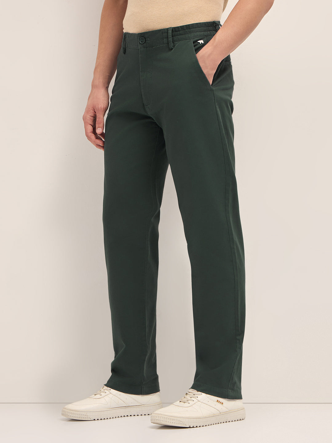 Men Solid Cotton Smart Fit Casual Trouser
