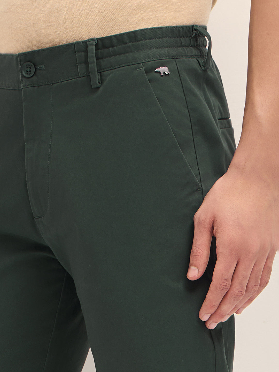 Men Solid Cotton Smart Fit Casual Trouser
