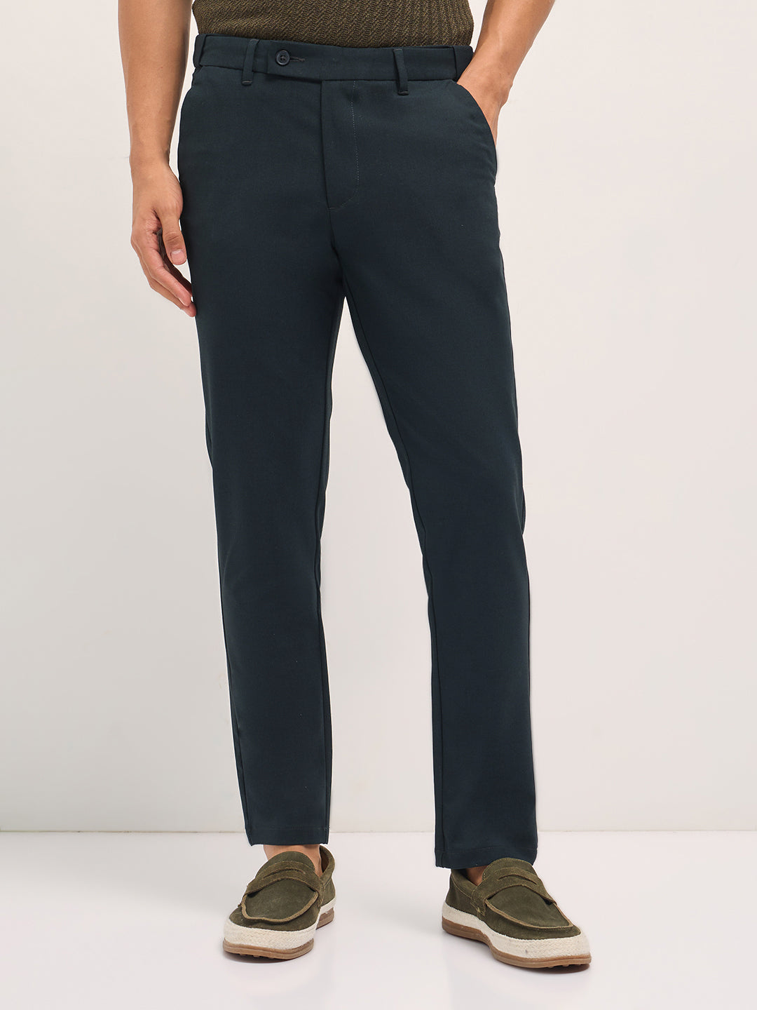 Men Dark Green Solid Polyester Blend Slim Fit Formal Trousers