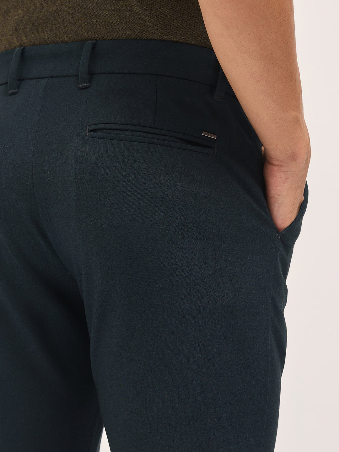 Men Dark Green Solid Polyester Blend Slim Fit Formal Trousers