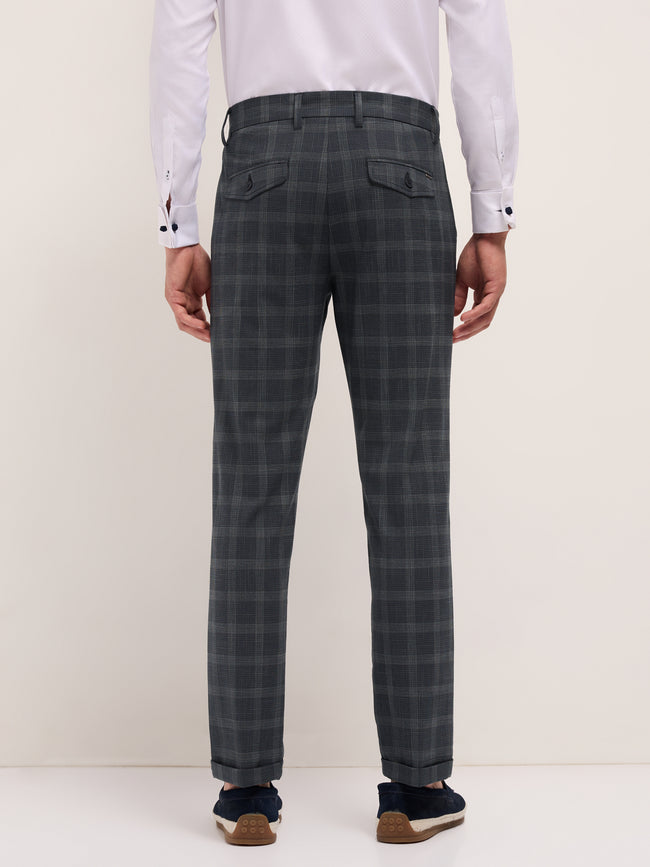 Men Woven Checked Formal Trouser