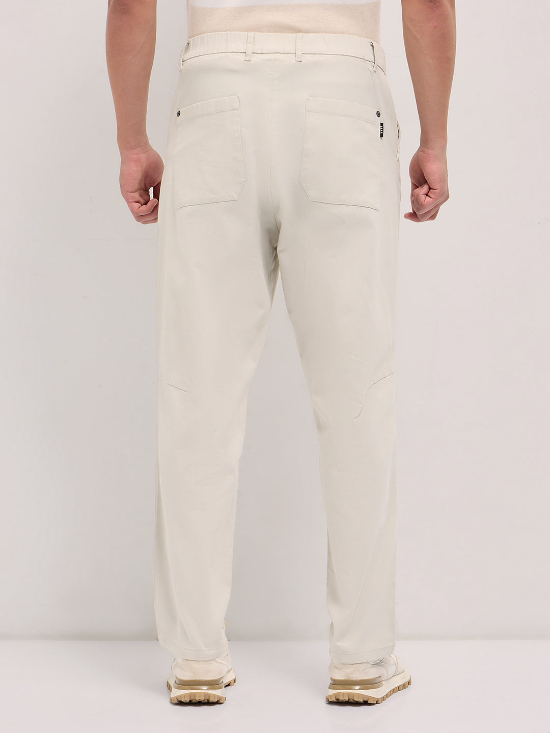 Men Cream Solid Baggy Fit Casual Trouser