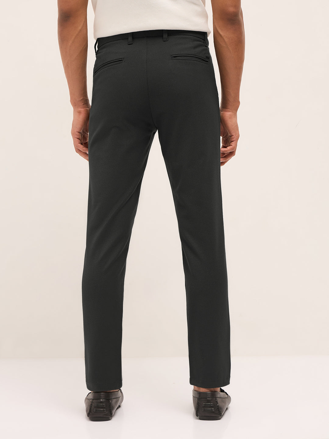 Men Grey Textured Polyester Blend Slim Fit Formal Trousers
