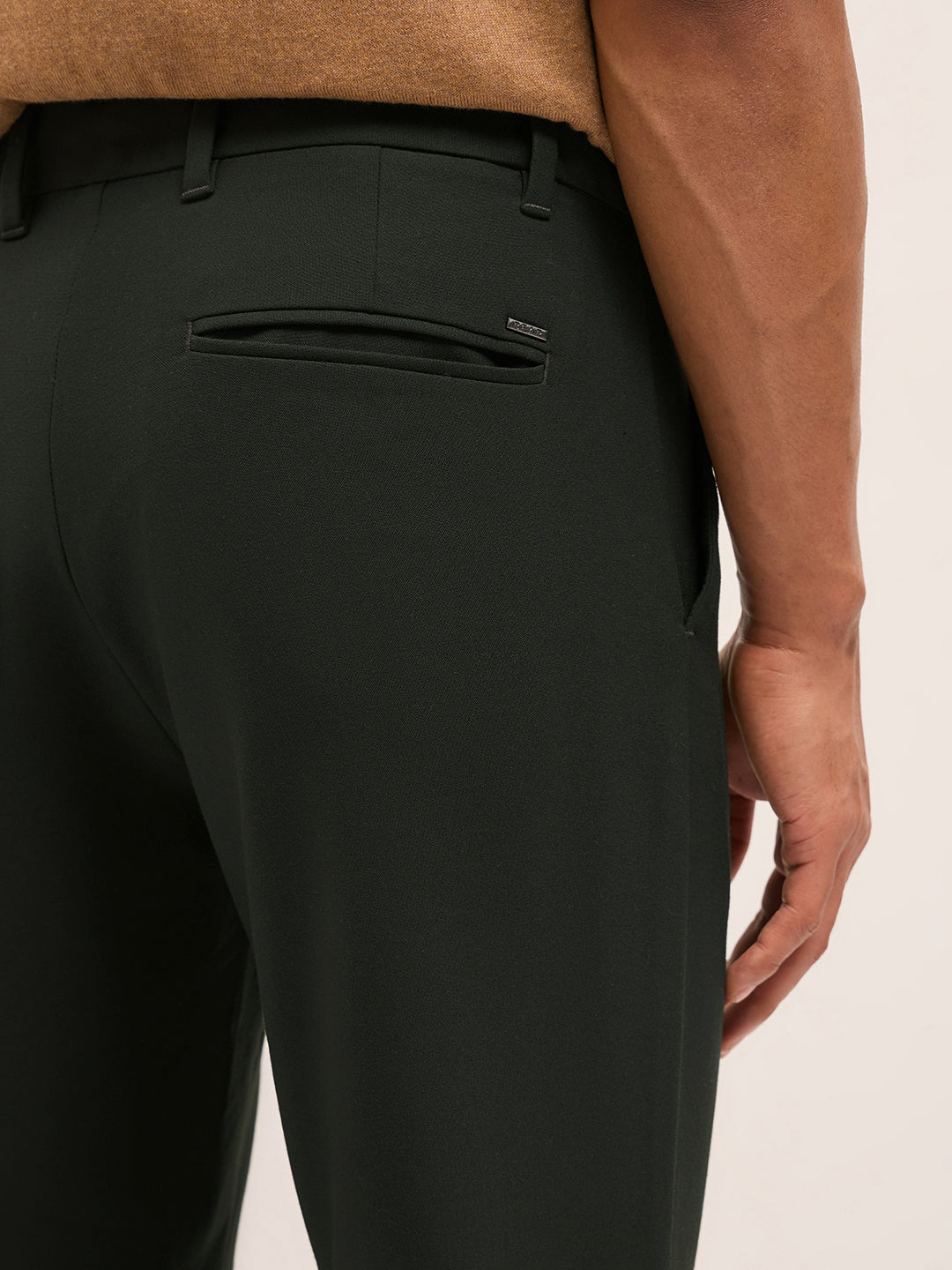 Men Olive Solid Polyester Blend Slim Fit Formal Trousers