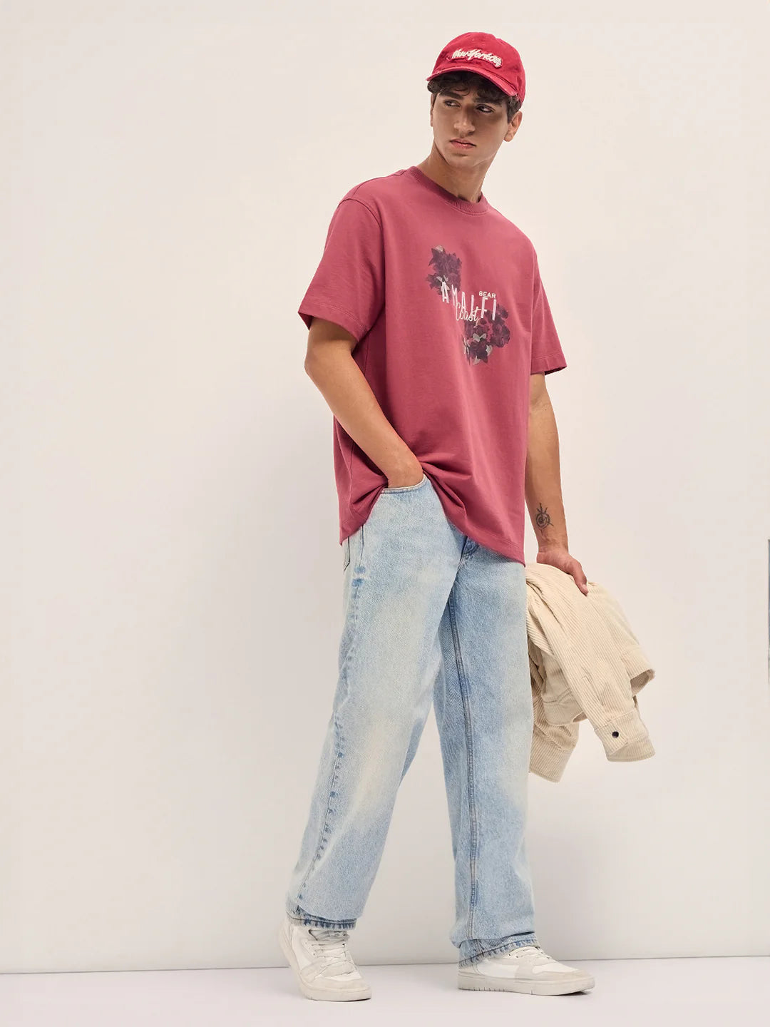 Men Maroon Graphic Back Print Oversized T-Shirt