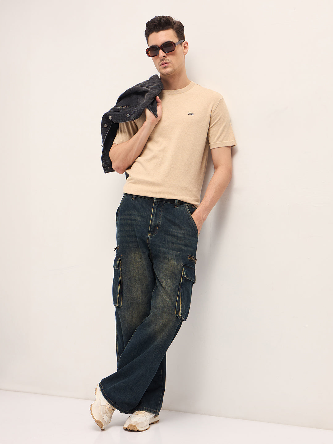 Men Beige Solid Regular Fit Ribbed Crew Neck T-shirt