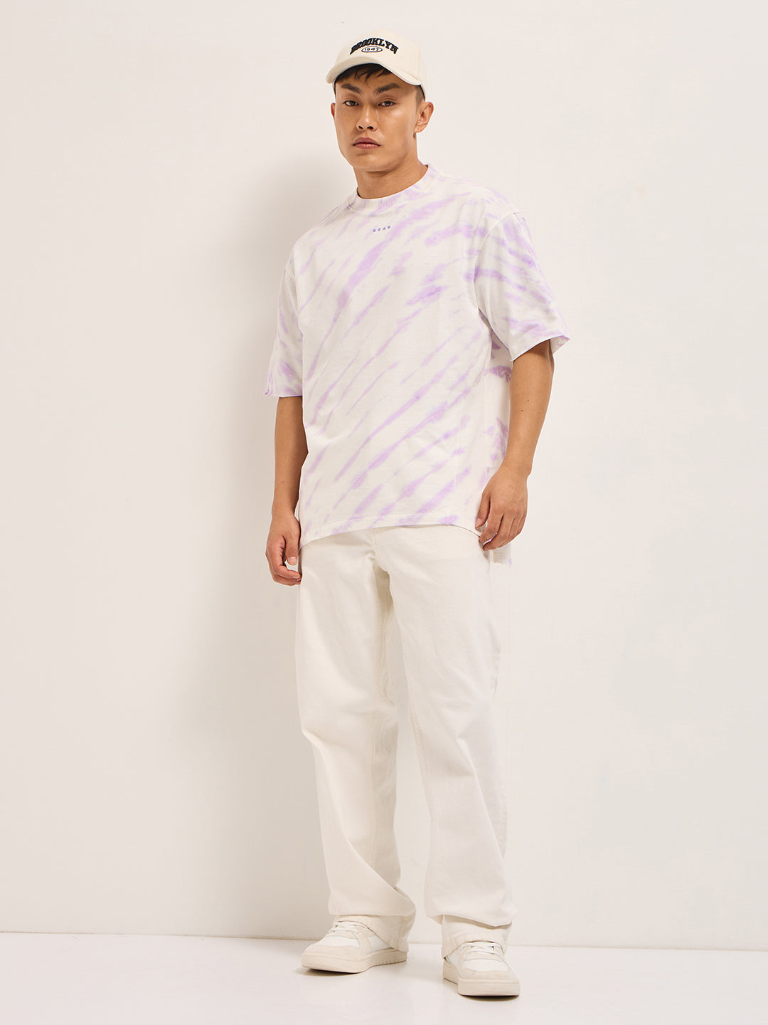 Men White & Purple Tie-Dye Oversized Crew Neck T-Shirt
