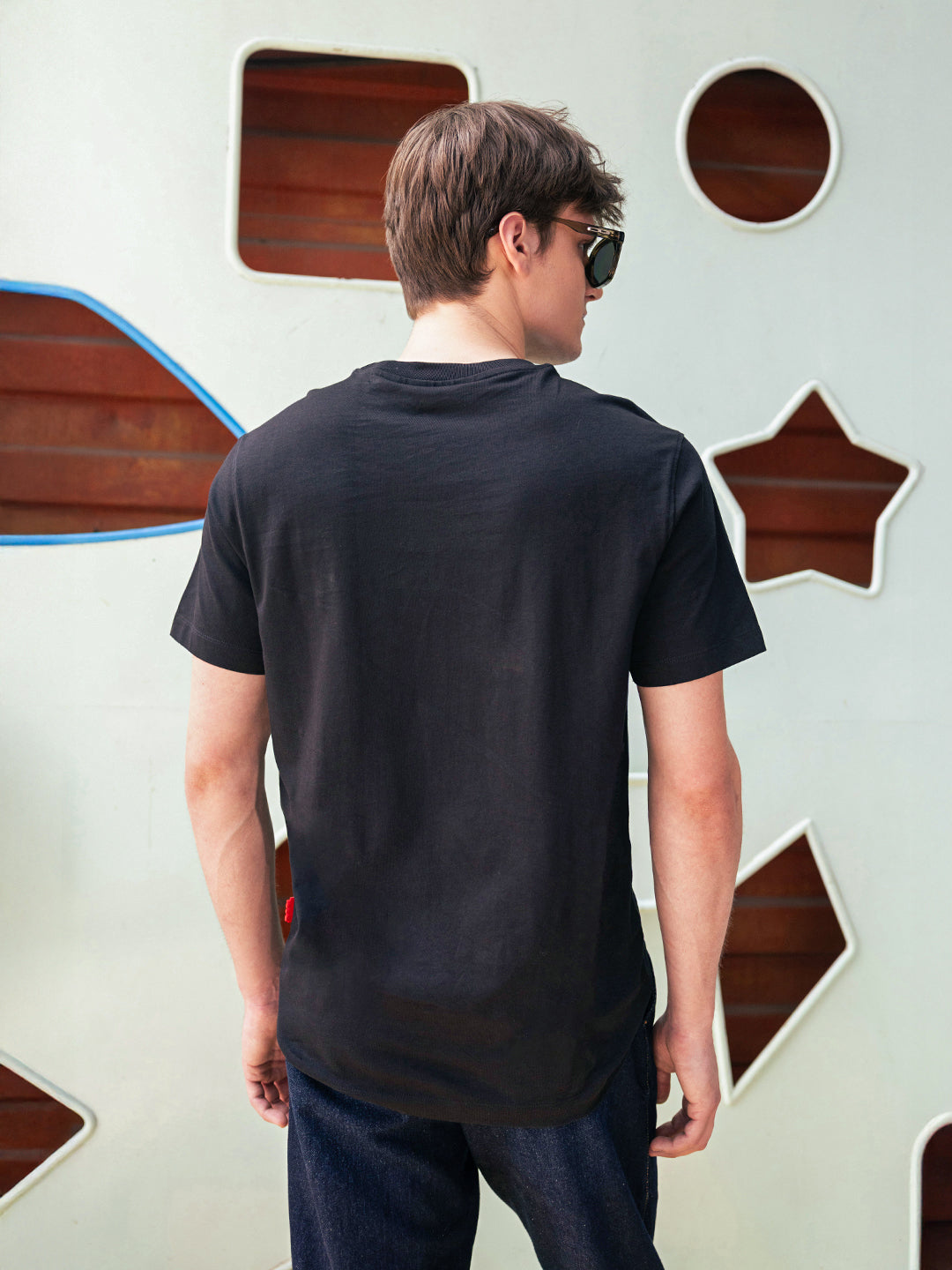 Men Black Graphic Cotton Crew Neck T-Shirt