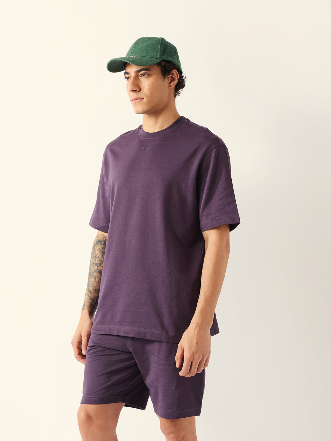 Men Purple Solid Cotton Crew Neck T-Shirt