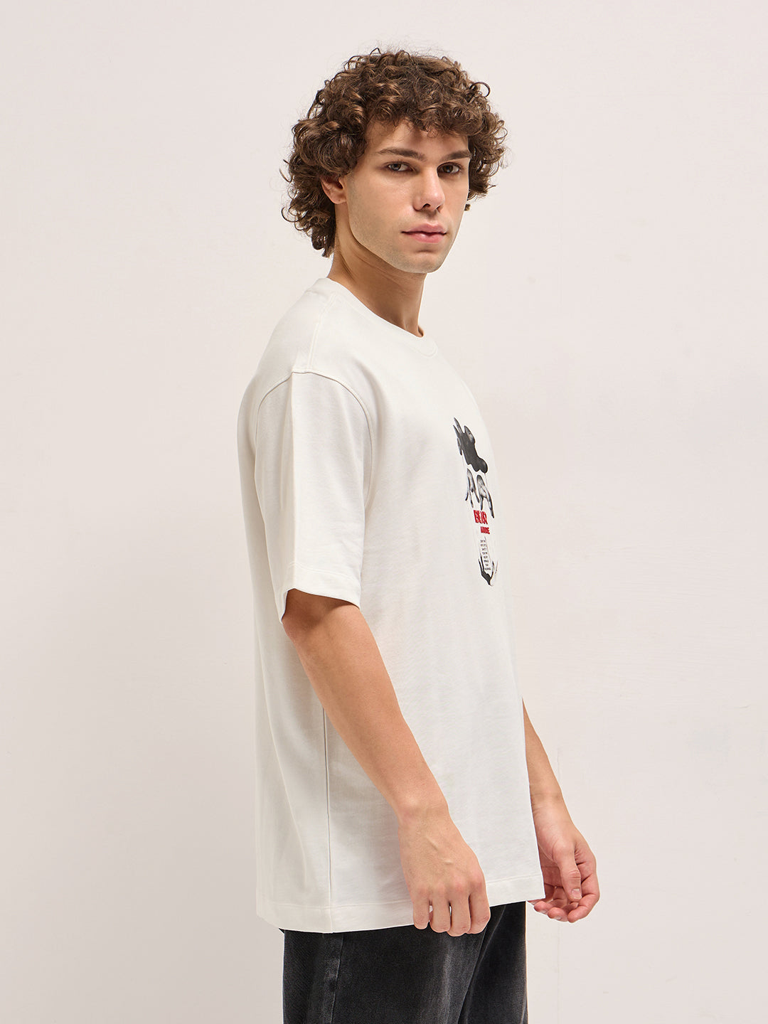 Men White Oversize Artistic "BEAR AMORE" Graphic Print Crew Neck T-shirt