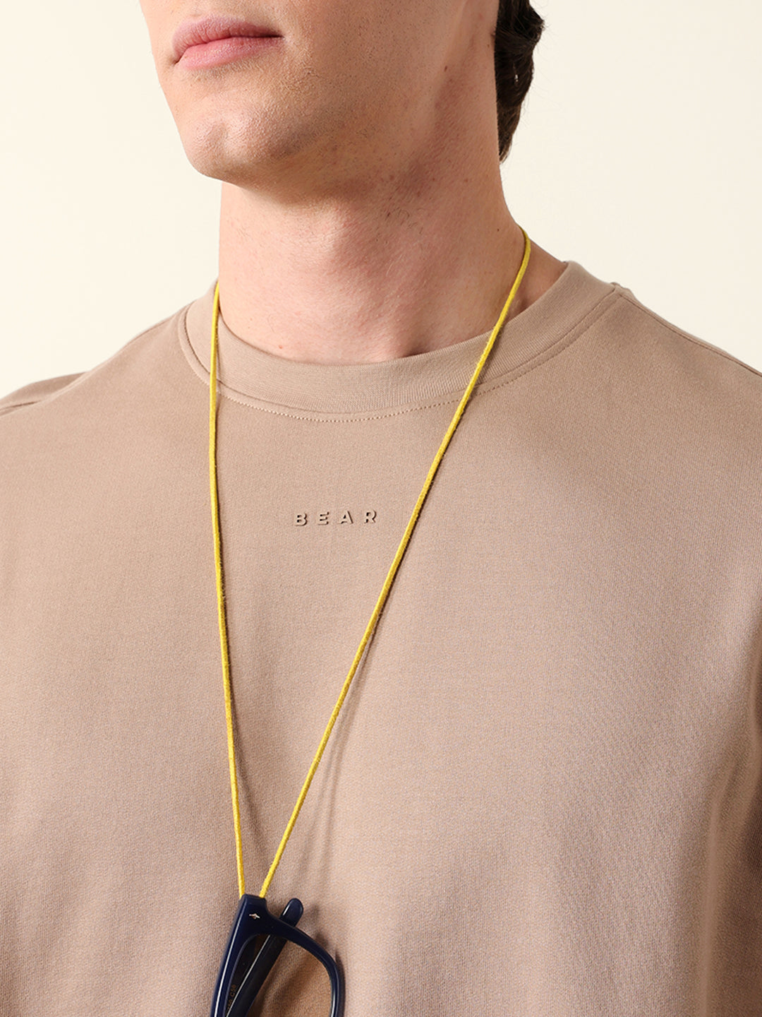 Men Pure Cotton Solid Round Neck Tshirt