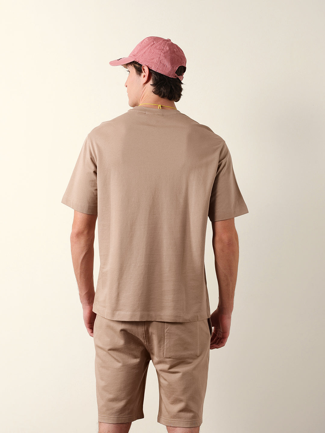 Men Pure Cotton Solid Round Neck Tshirt