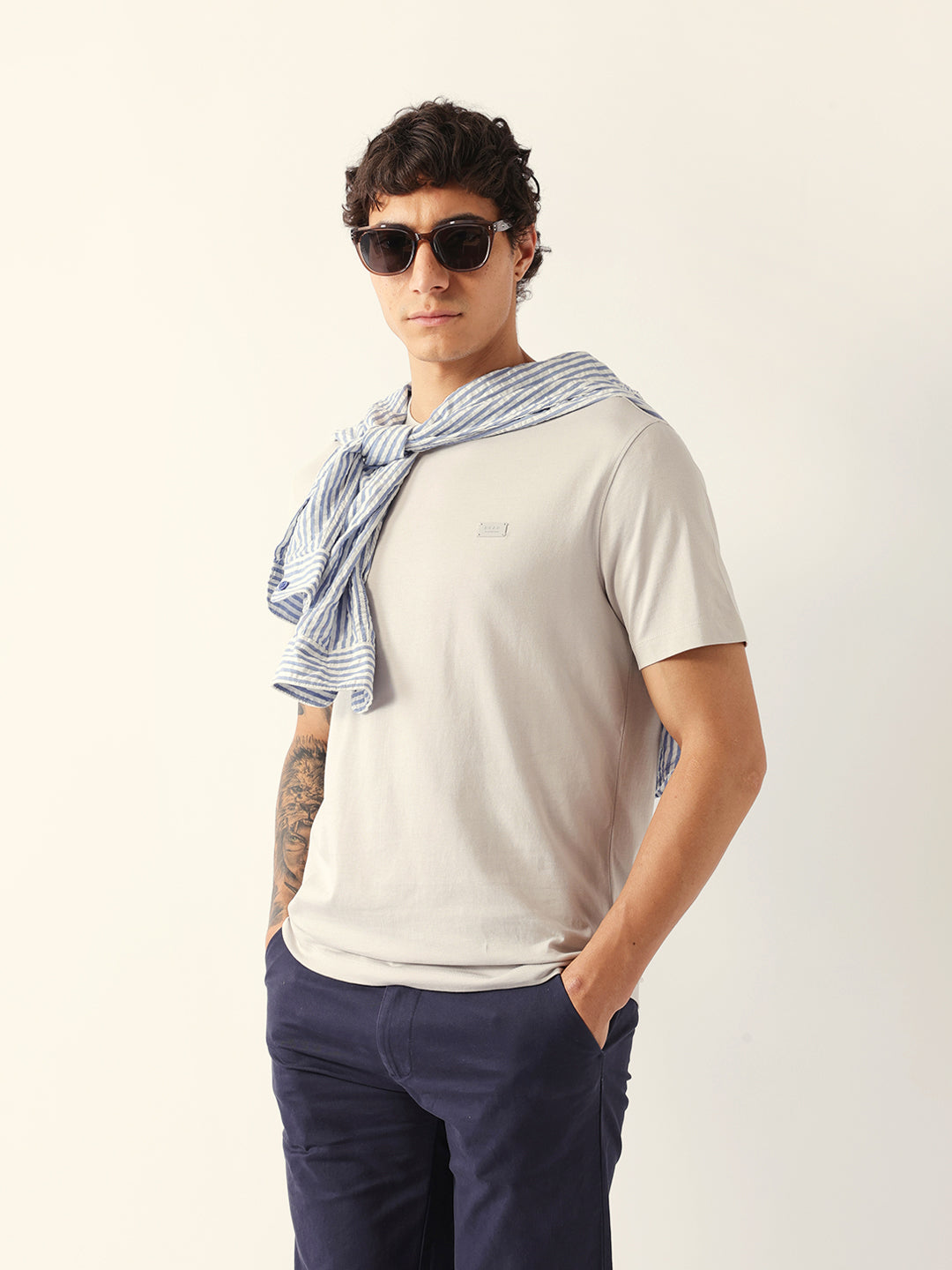 Men Grey Solid Cotton Crew Neck T-Shirt