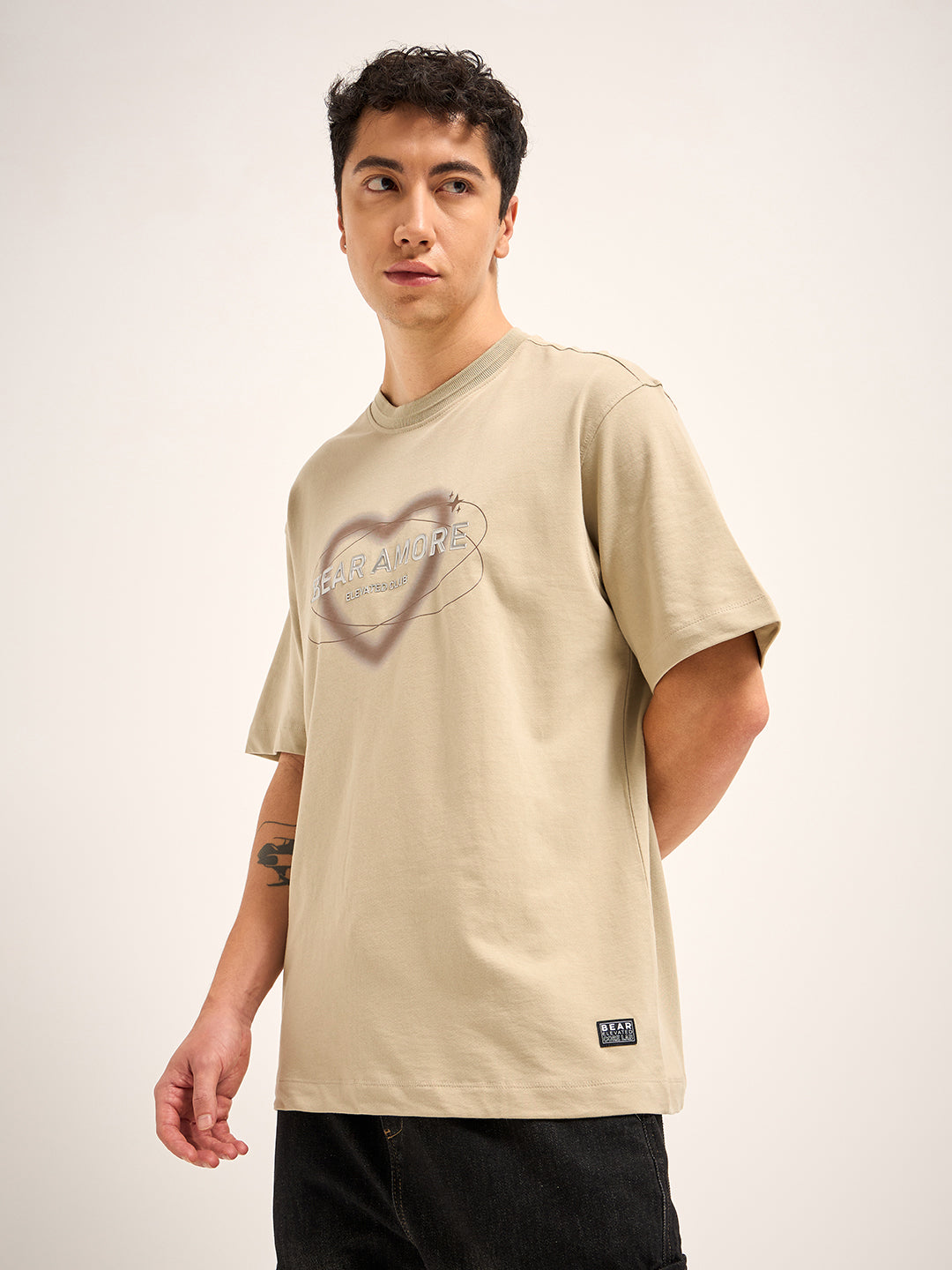Men Beige 3D graphic Design Crew Neck T-Shirt