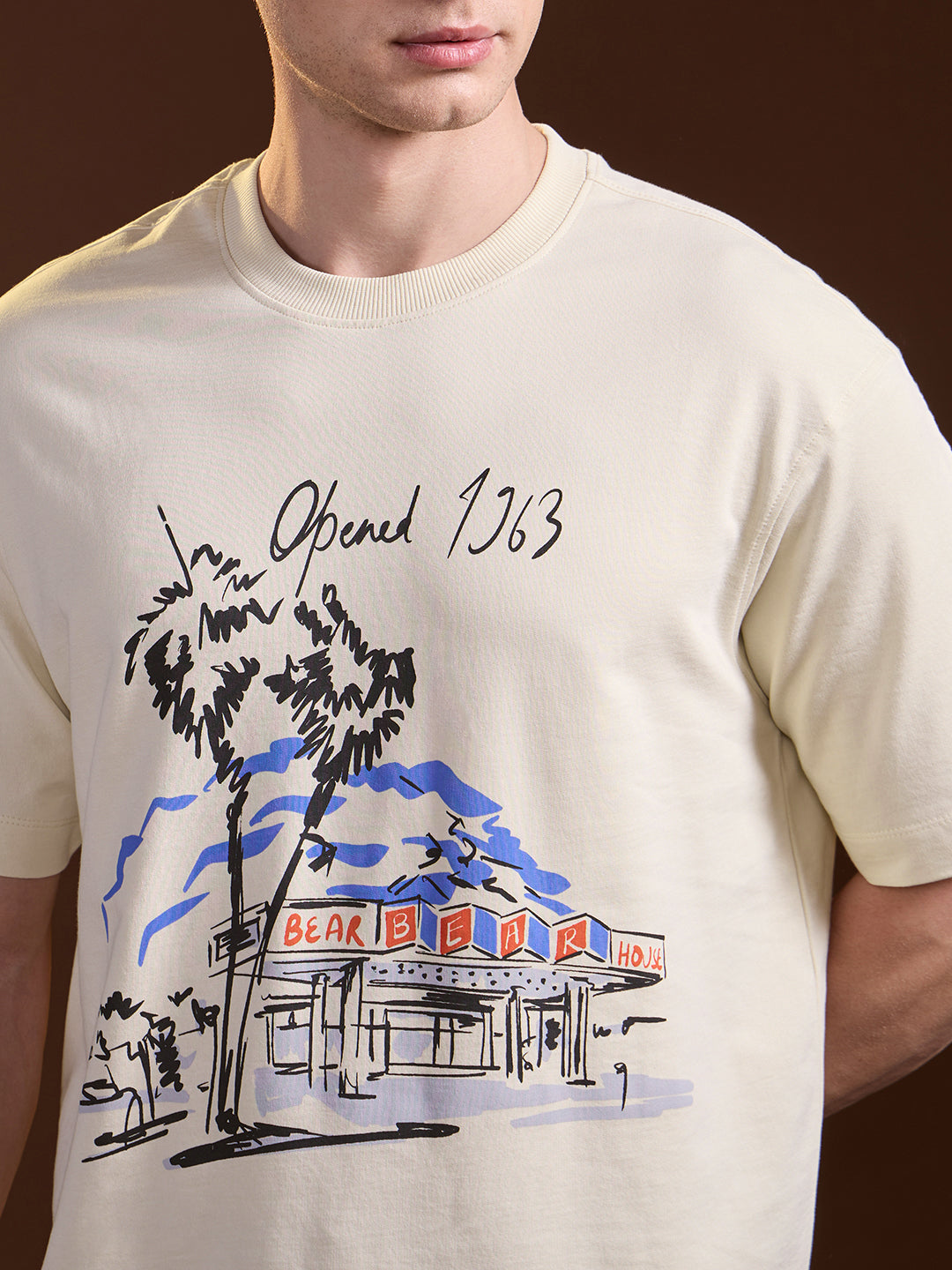 Men Cream Oversized Graphic Print Crew Neck T-shirt