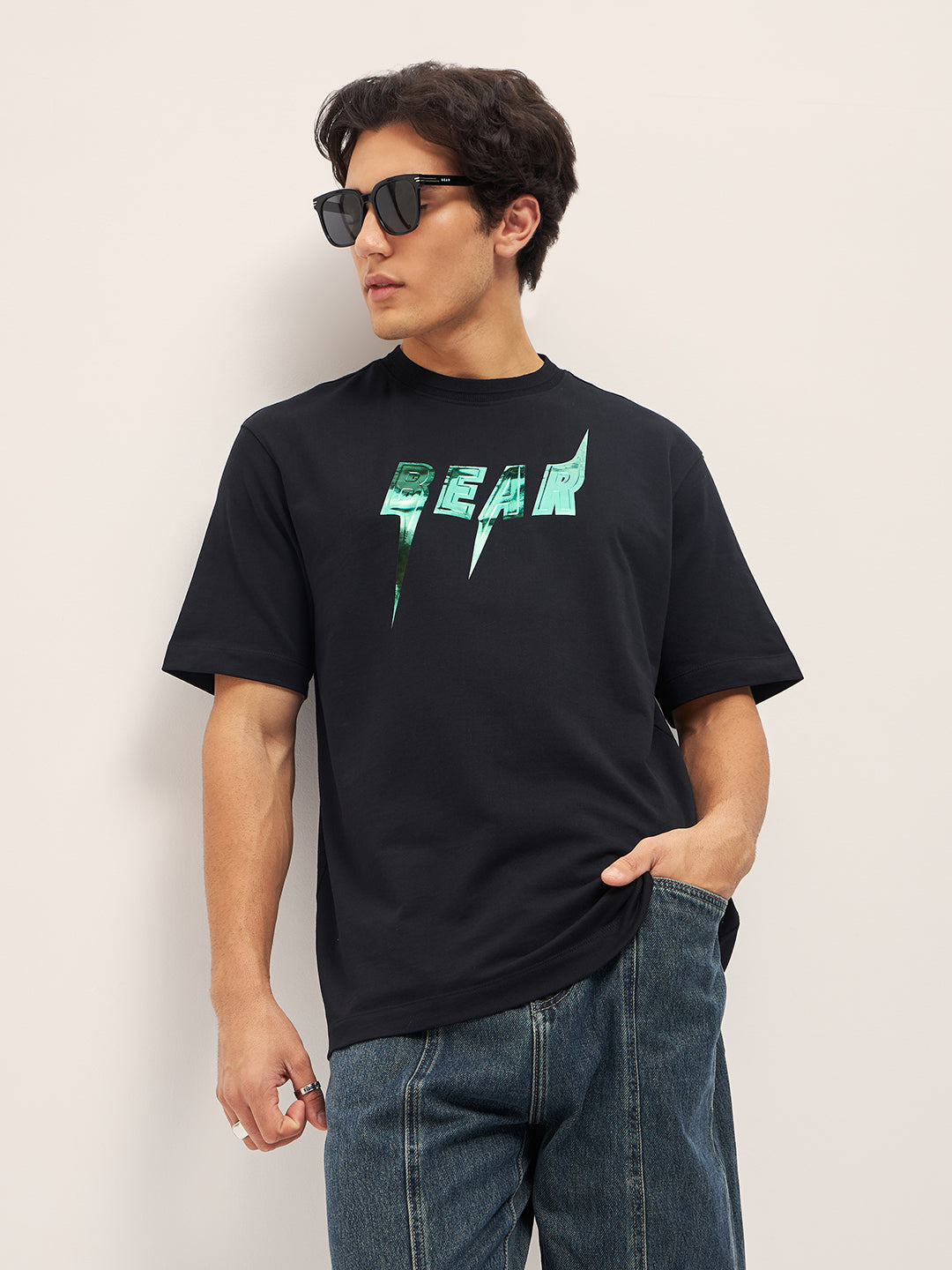 Men Black 3D graphic Design Crew Neck Oversize T-Shirt