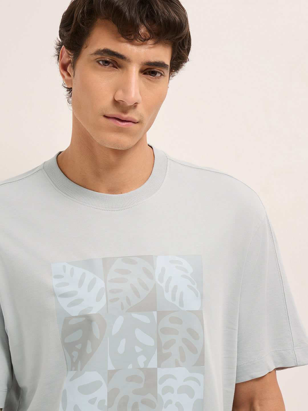 Men Pure Cotton Graphic Printed T-Shirt