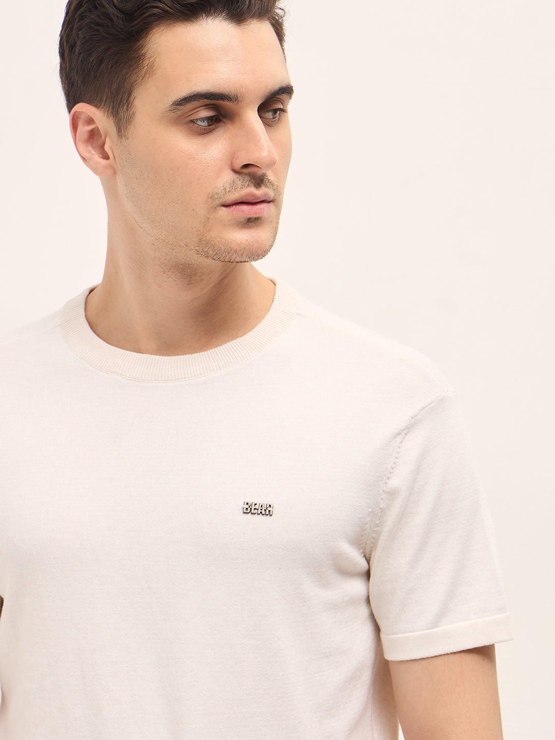 Men Cream Solid Regular Fit Ribbed Crew Neck T-shirt