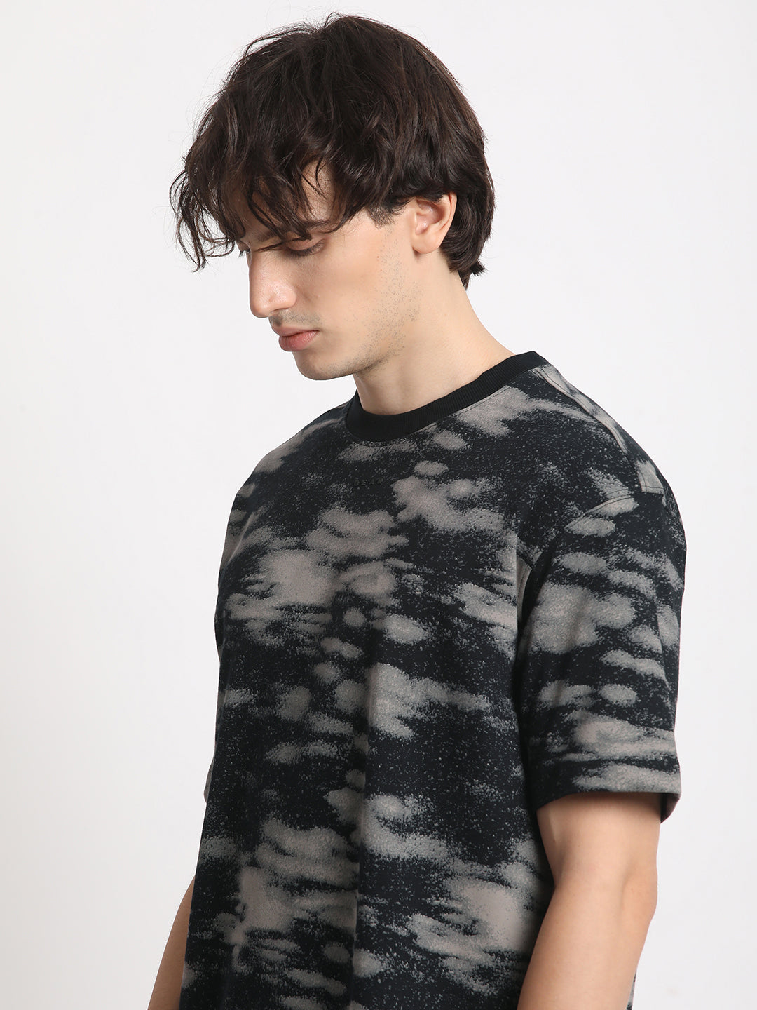Men Grey Printed Oversized Fit Round Neck T-shirt