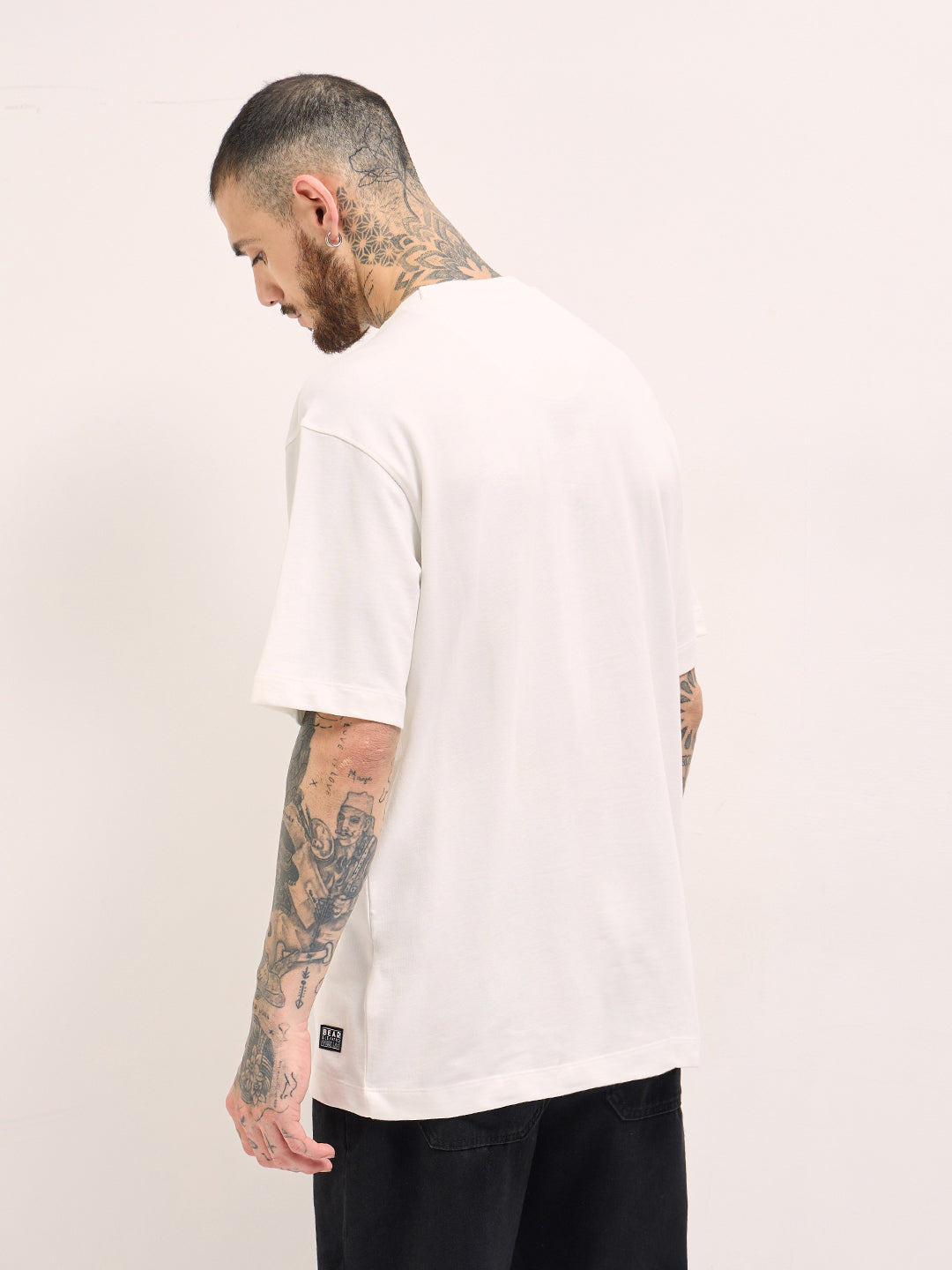 Men White Taped Bear Graphic Print Oversize Crew Neck T-shirt
