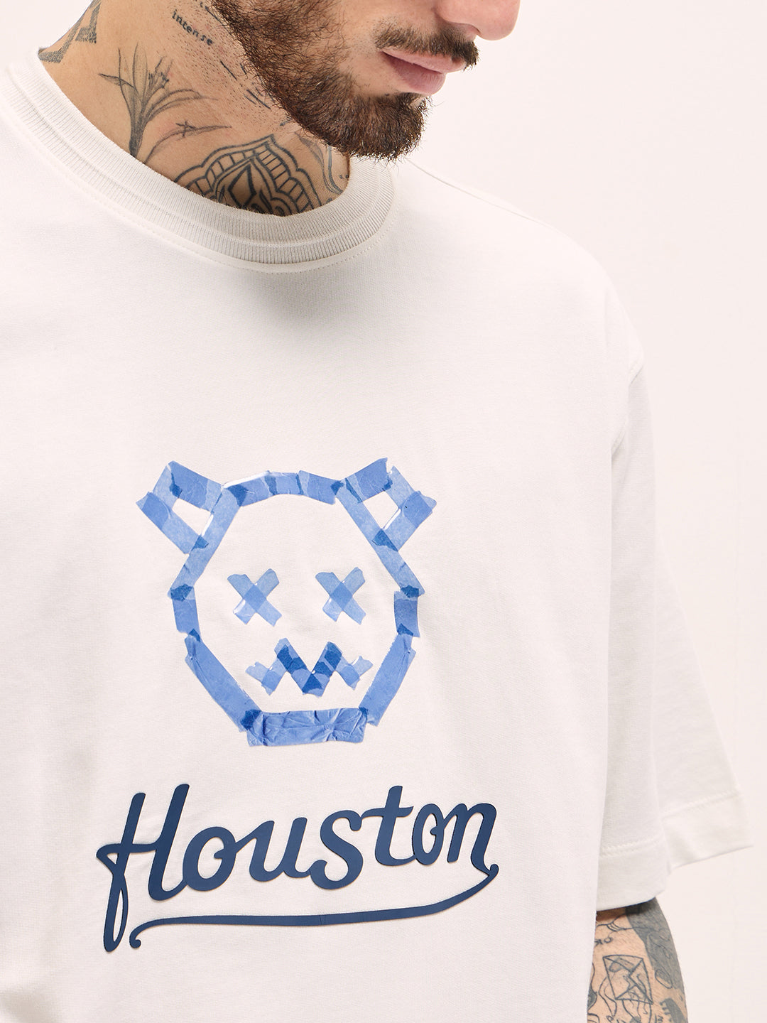 Men White Taped Bear Graphic Print Oversize Crew Neck T-shirt
