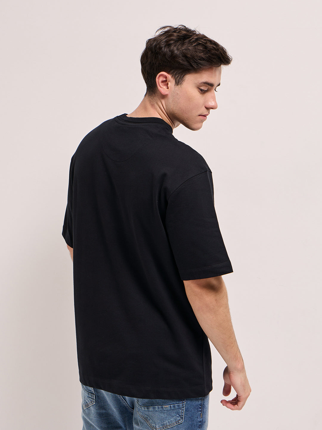 Men Black Oversize Graphic Printed Crew Neck T-shirt