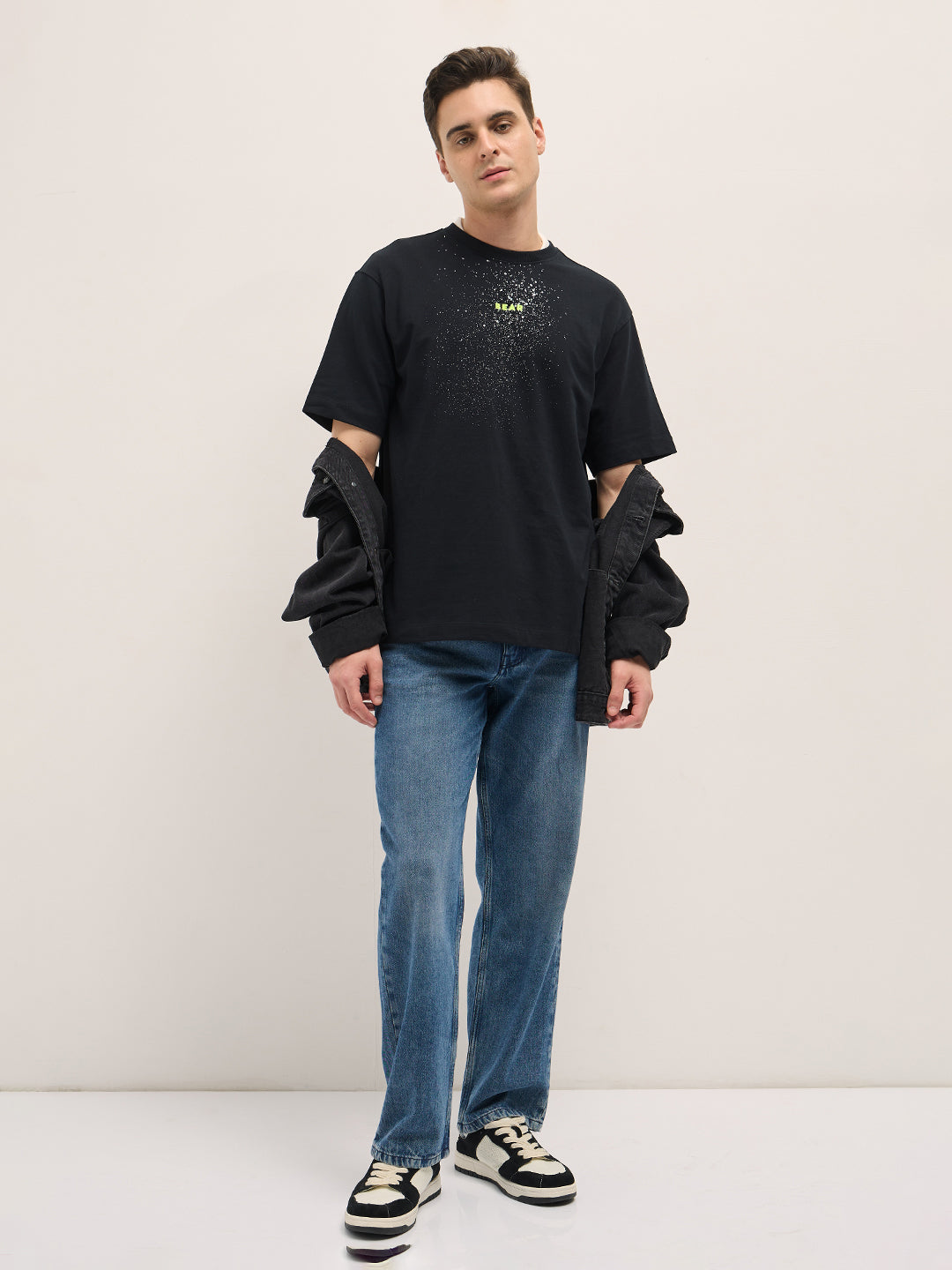 Men Black Oversize Graphic Splatter Crew Neck T-shirt