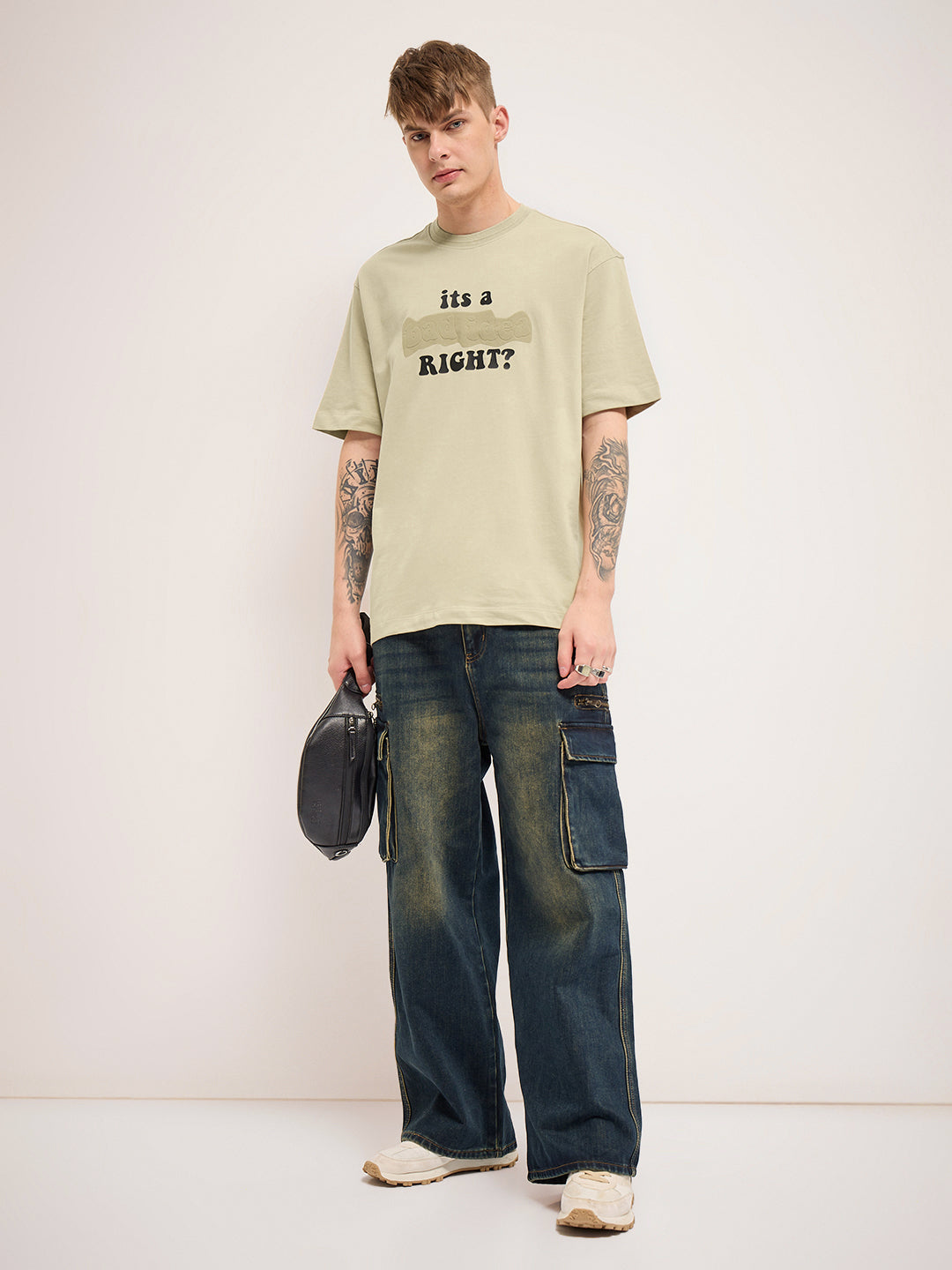 Men Beige 3D graphic Design Crew Neck T-Shirt
