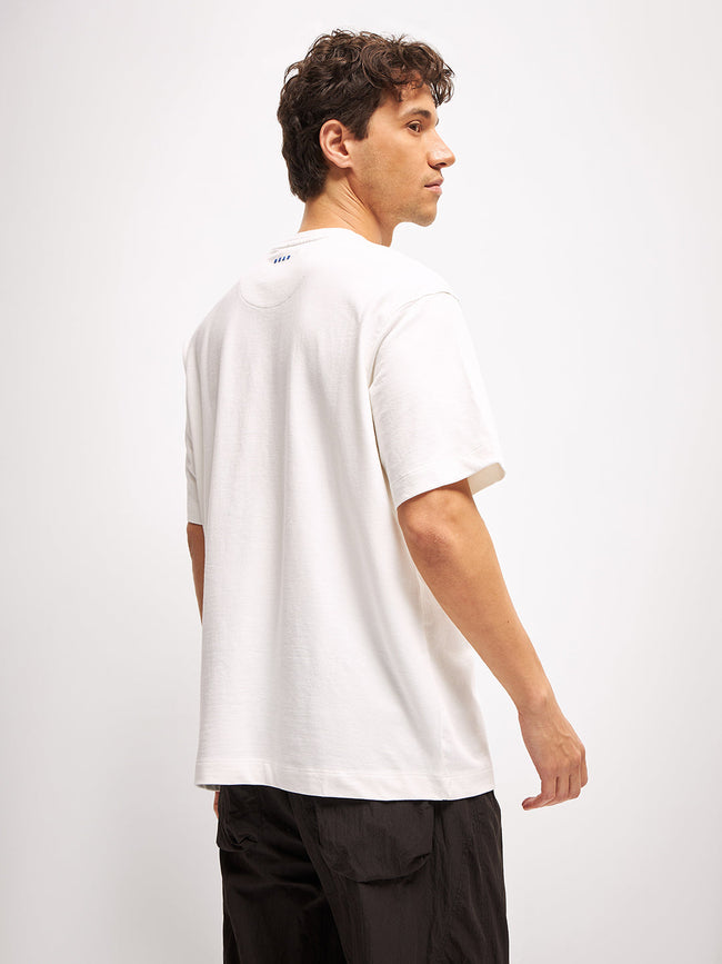 Men White Graphic Print Crew Neck T-Shirt