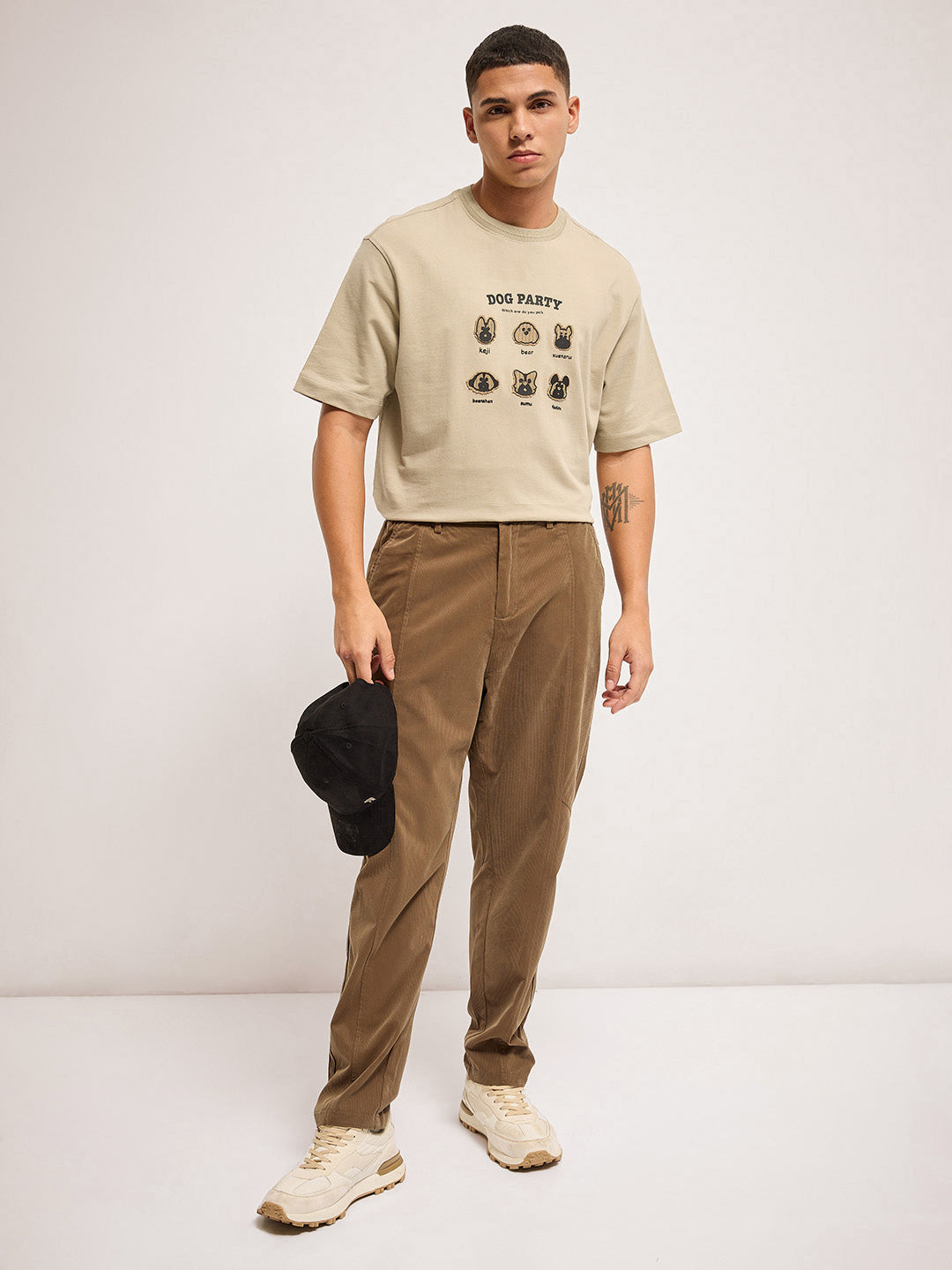 Men Beige 3D graphic Design Crew Neck T-Shirt