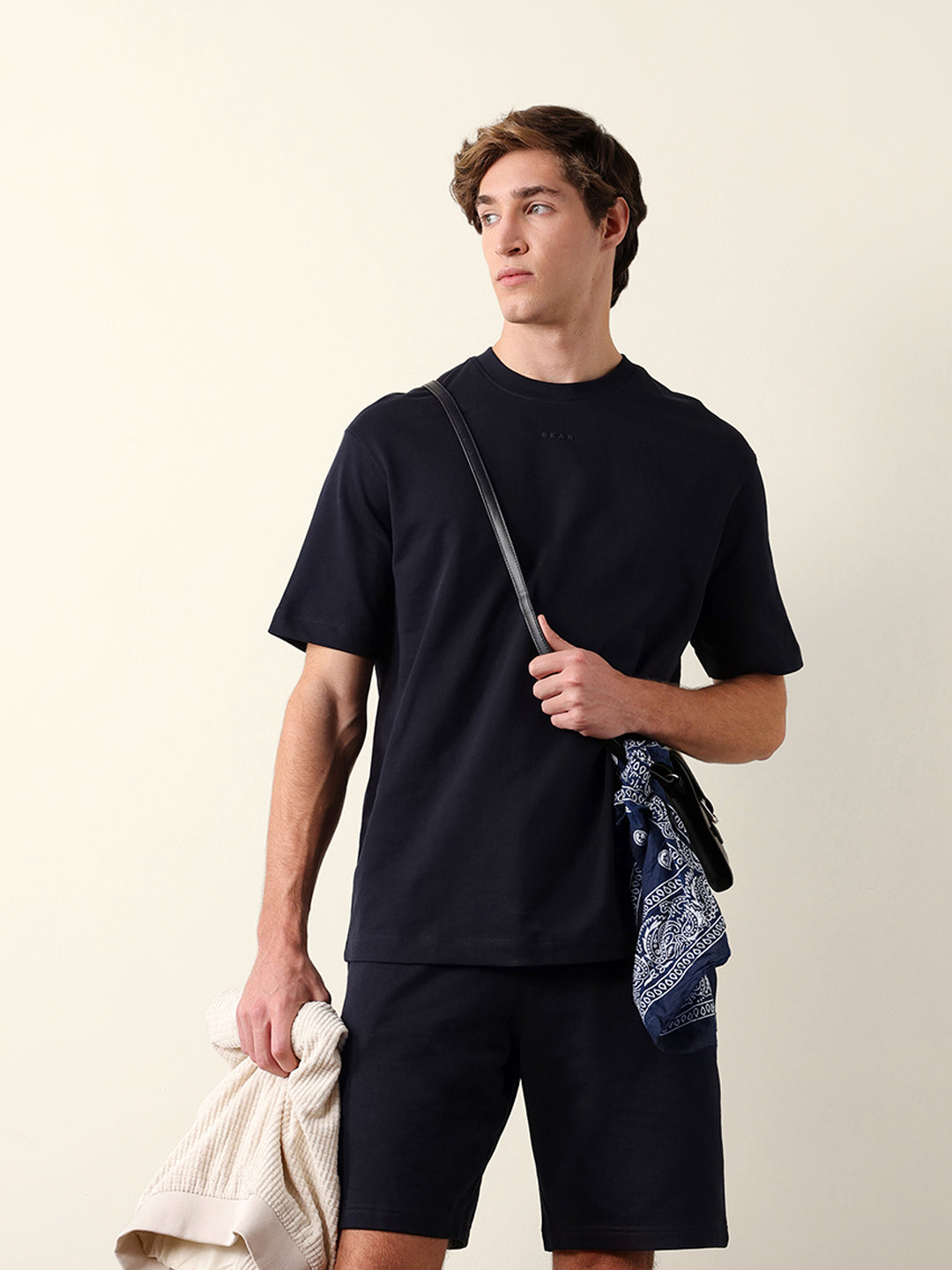 Men Pure Cotton Solid Round Neck Tshirt