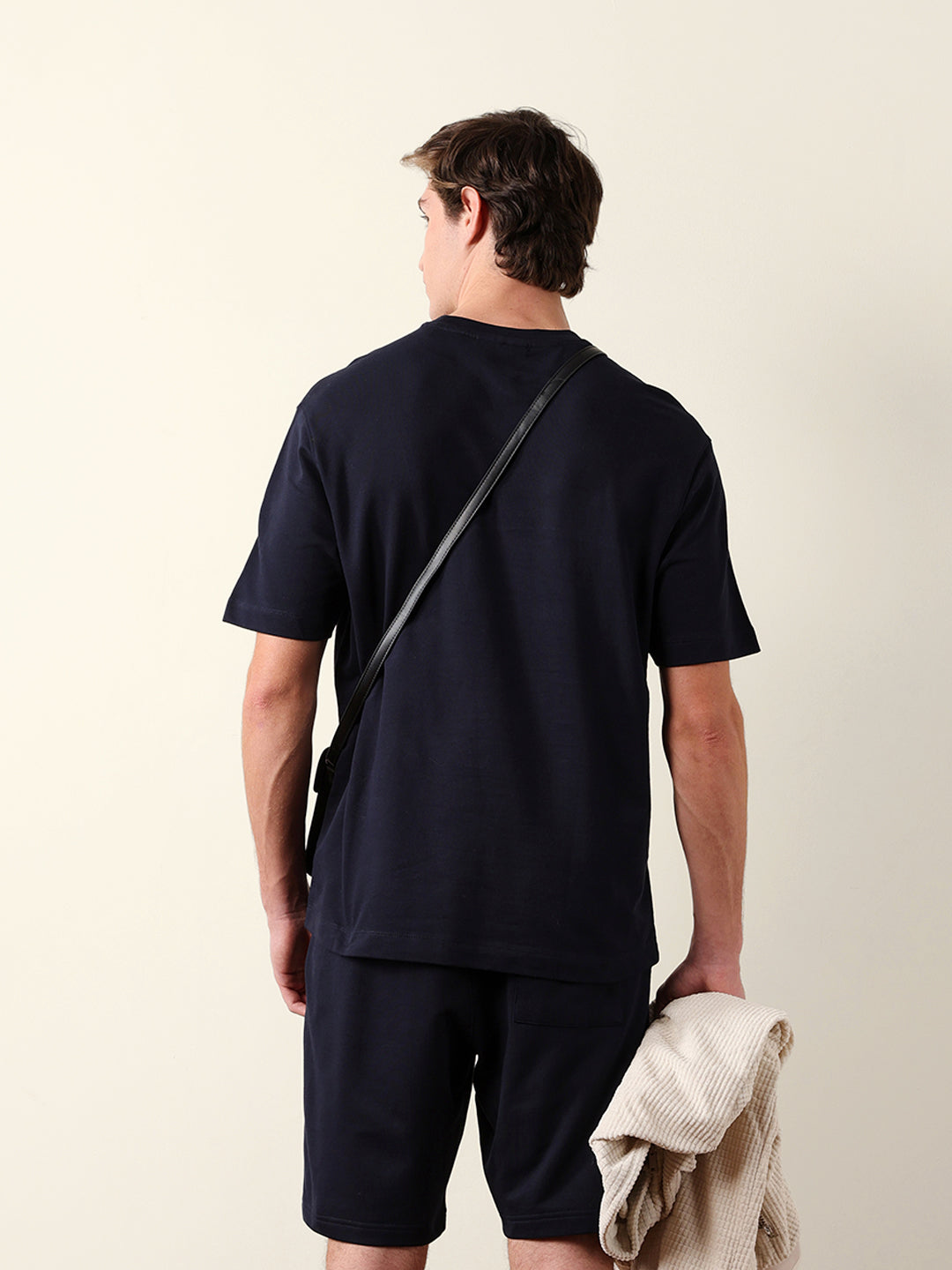 Men Pure Cotton Solid Round Neck Tshirt