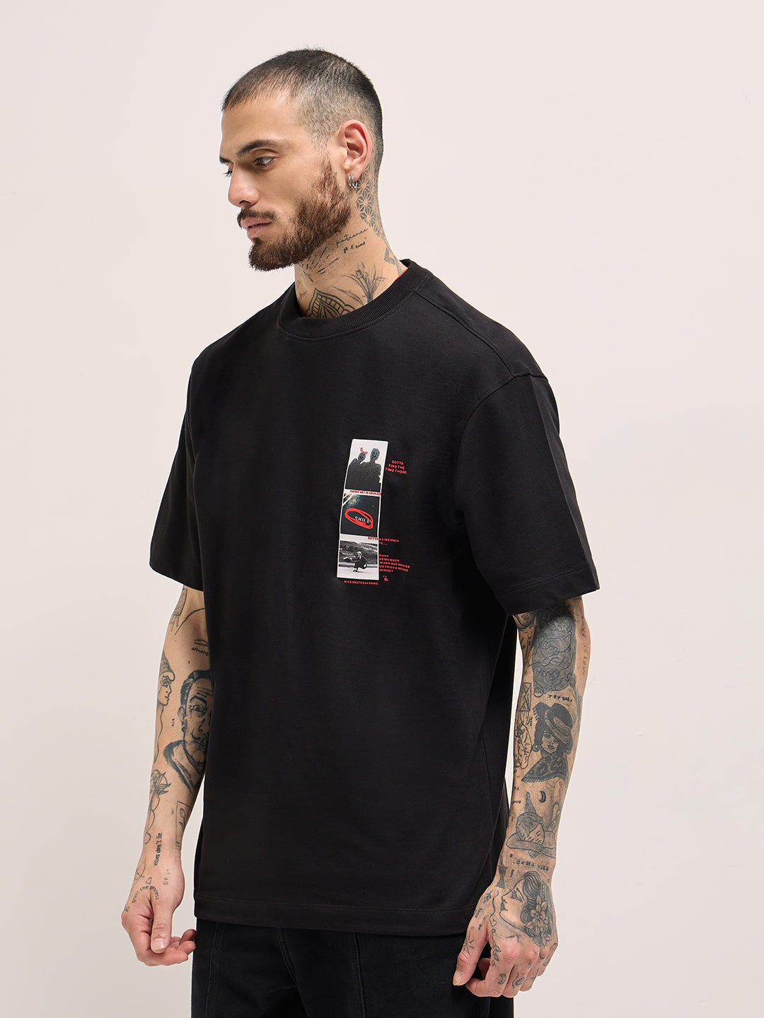 Men Black Oversize Panel-style graphic Prints Crew Neck T-shirt