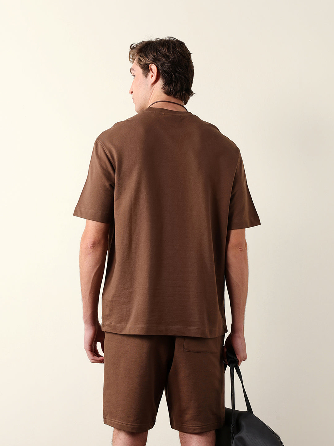 Men Pure Cotton Solid Round Neck Tshirt