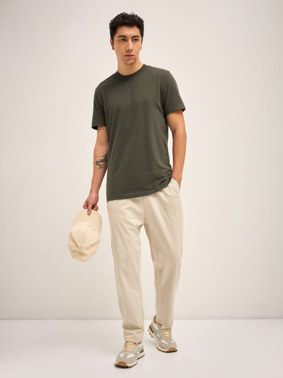 Men Olive Solid Crew Neck Relax Fit T-Shirt
