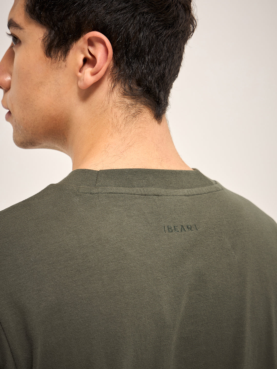 Men Olive Solid Crew Neck Relax Fit T-Shirt
