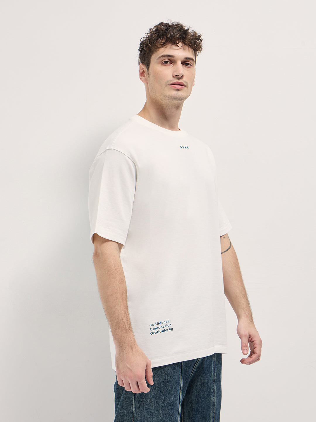 Men White 3D Graphic Back Printed Oversize Crew Neck T-shirt