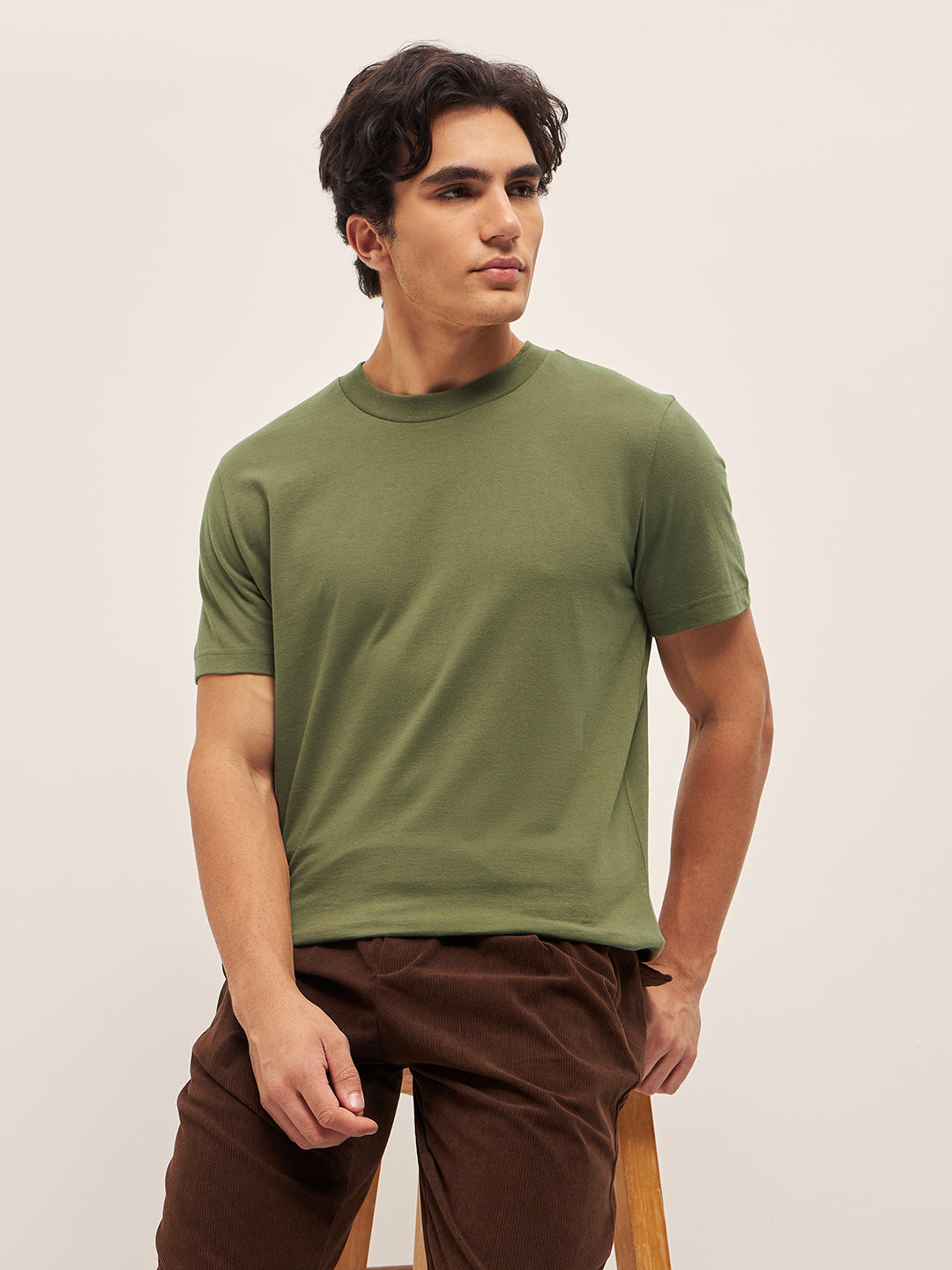 Men Olive Solid Crew Neck Regular Fit T-Shirt