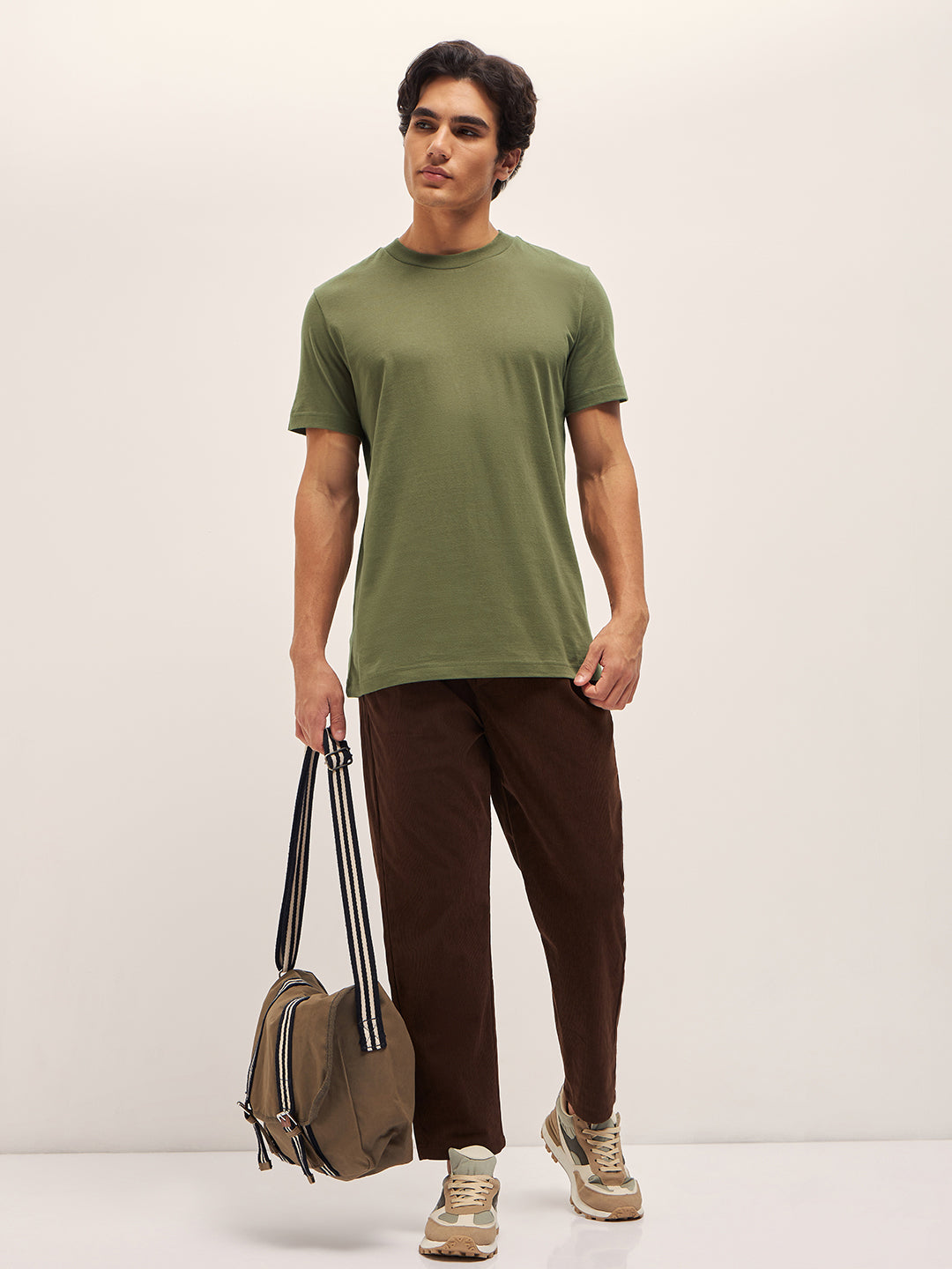 Men Olive Solid Crew Neck Regular Fit T-Shirt