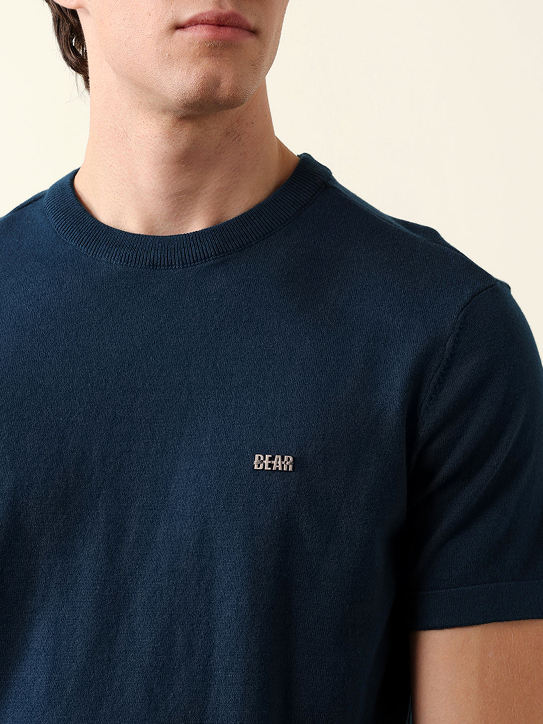 Men Pure Cotton Solid Round Neck Tshirt