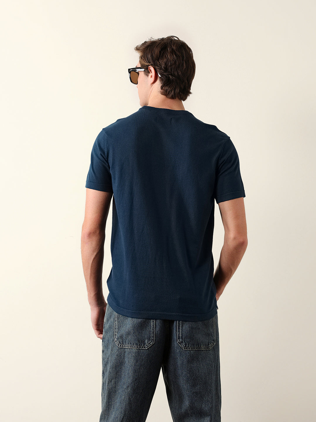 Men Pure Cotton Solid Round Neck Tshirt
