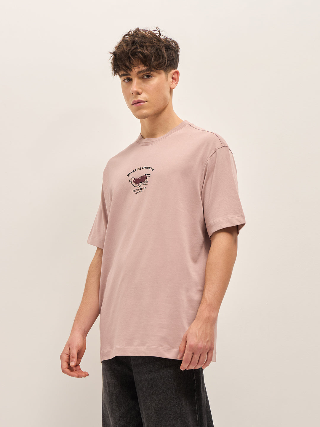 Men Dusty Pink Graphic Printed Crew Neck T-shirt