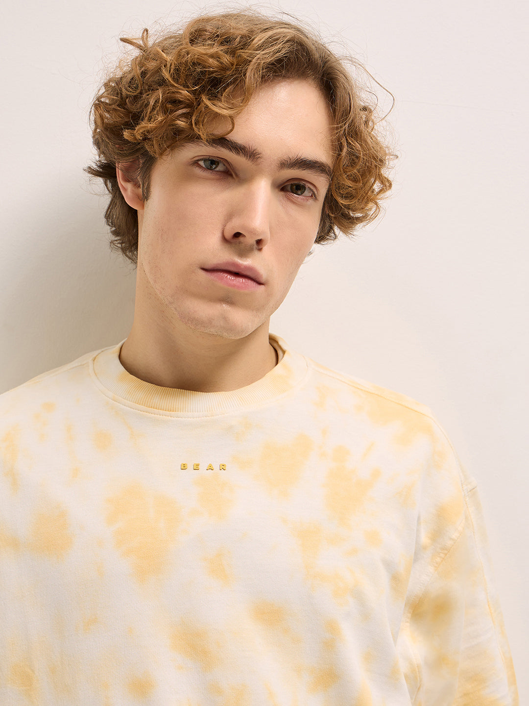 Men Soft Yellow Tie-Dye Oversize Crew Neck T-shirt