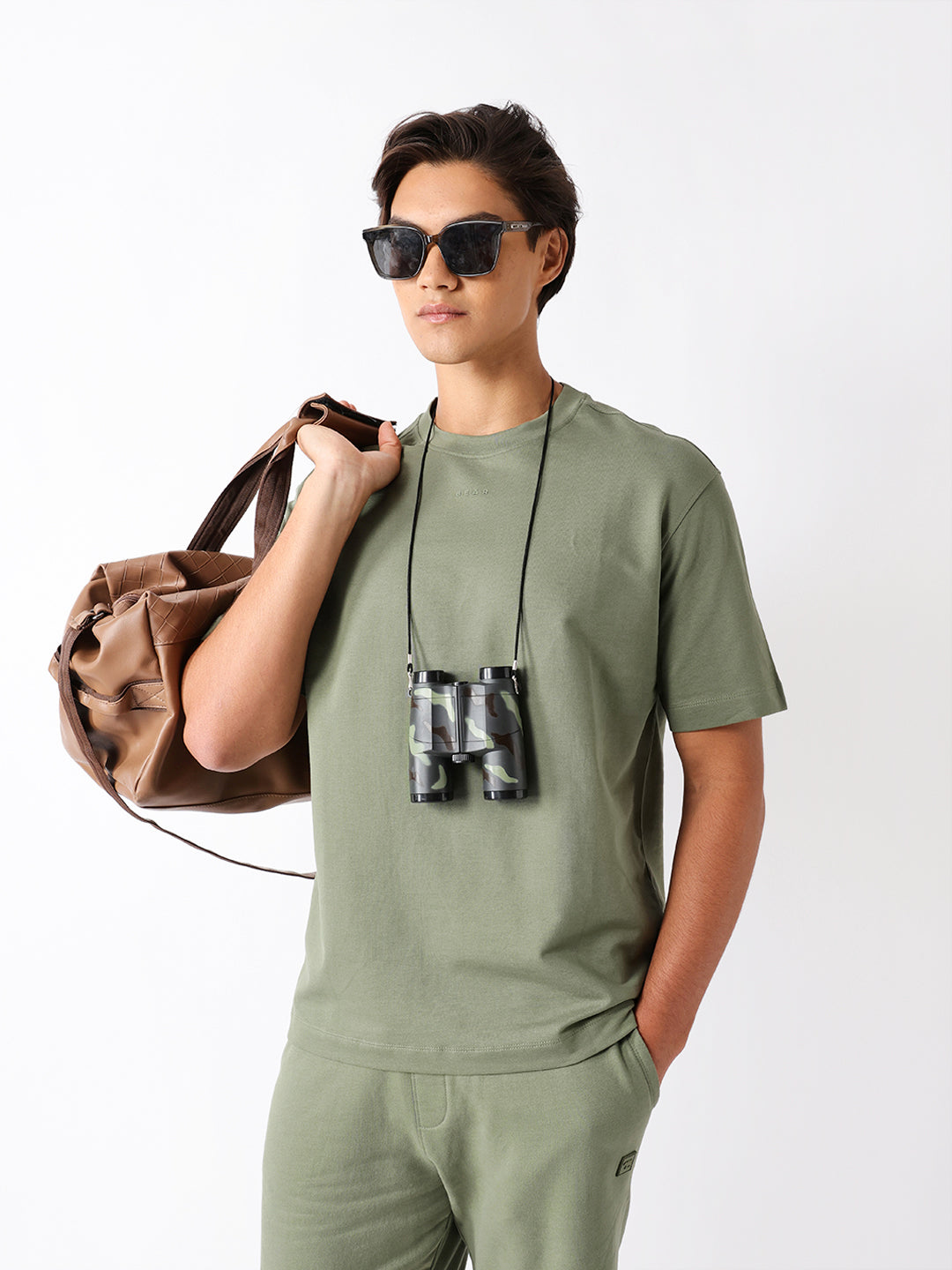 Men Green Solid Cotton Crew Neck T-Shirt